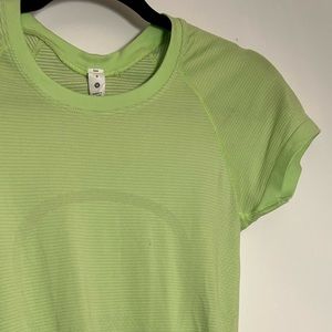 Lululemon swiftly tech 2.0 neon lemon sorbet top